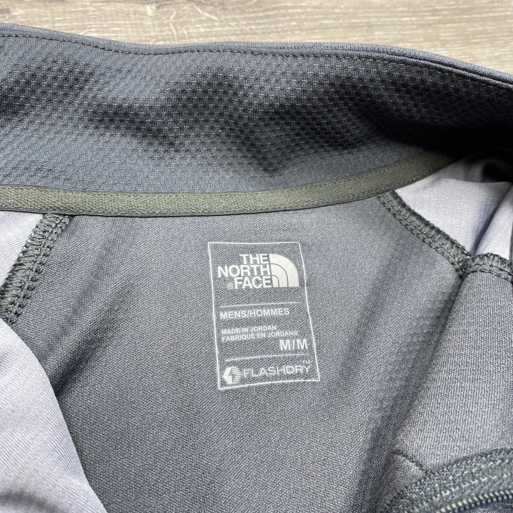The North Face FlashDry Quarter Zip Pullover Mens Medium Grey Athletic Hiking